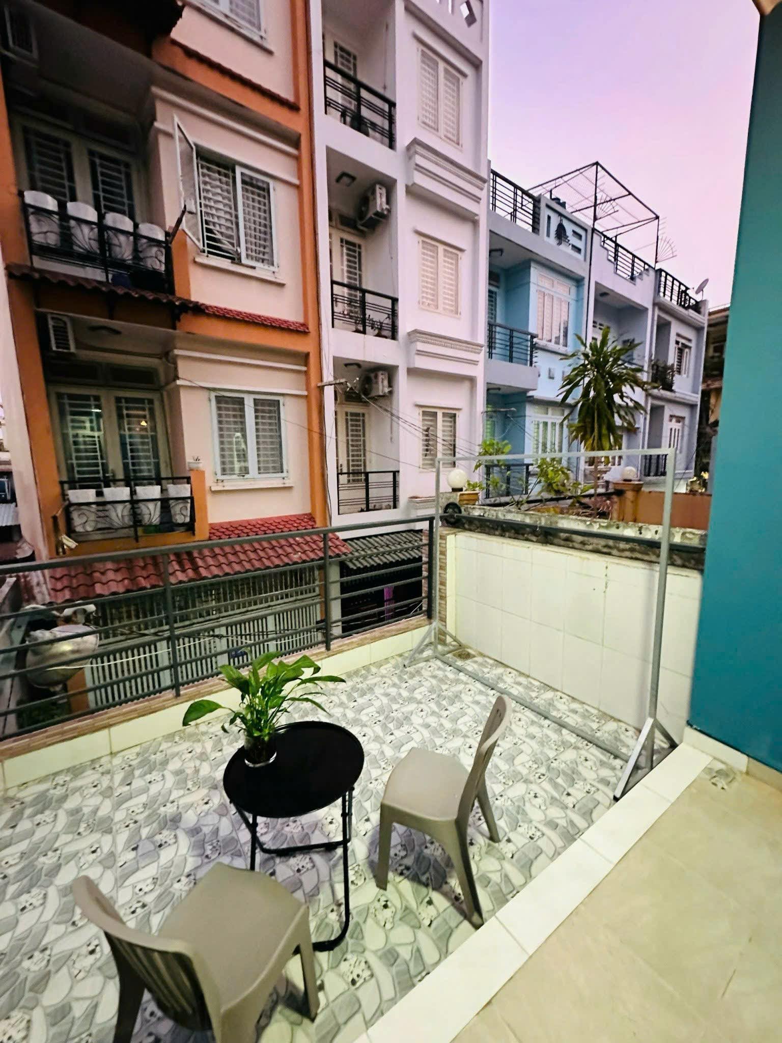 Bán nhà Gò Vấp, hẻm xe hơi Dương Quảng Hàm, ngay ĐH Văn Lang, 54m², 7 PN, 18tr/th, 6.3 tỷ TL
