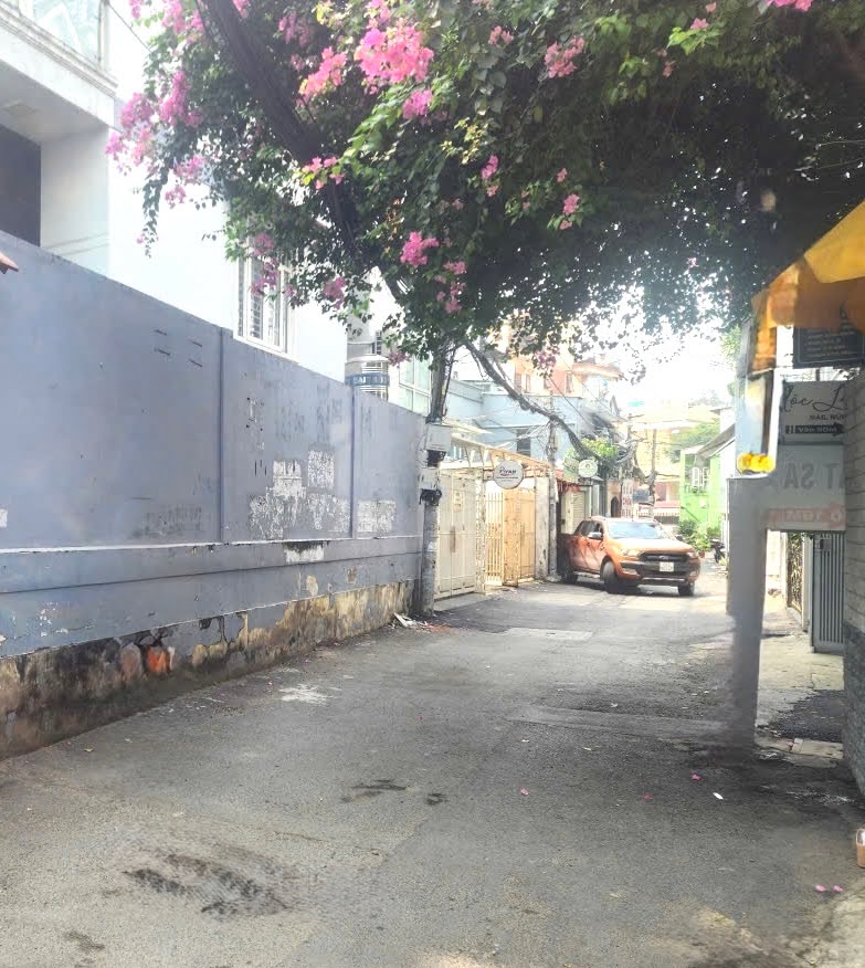 Bán CHDV Phạm Văn Đồng, P3 Gò Vấp, 9 phòng, dòng tiền cao, gần sân bay