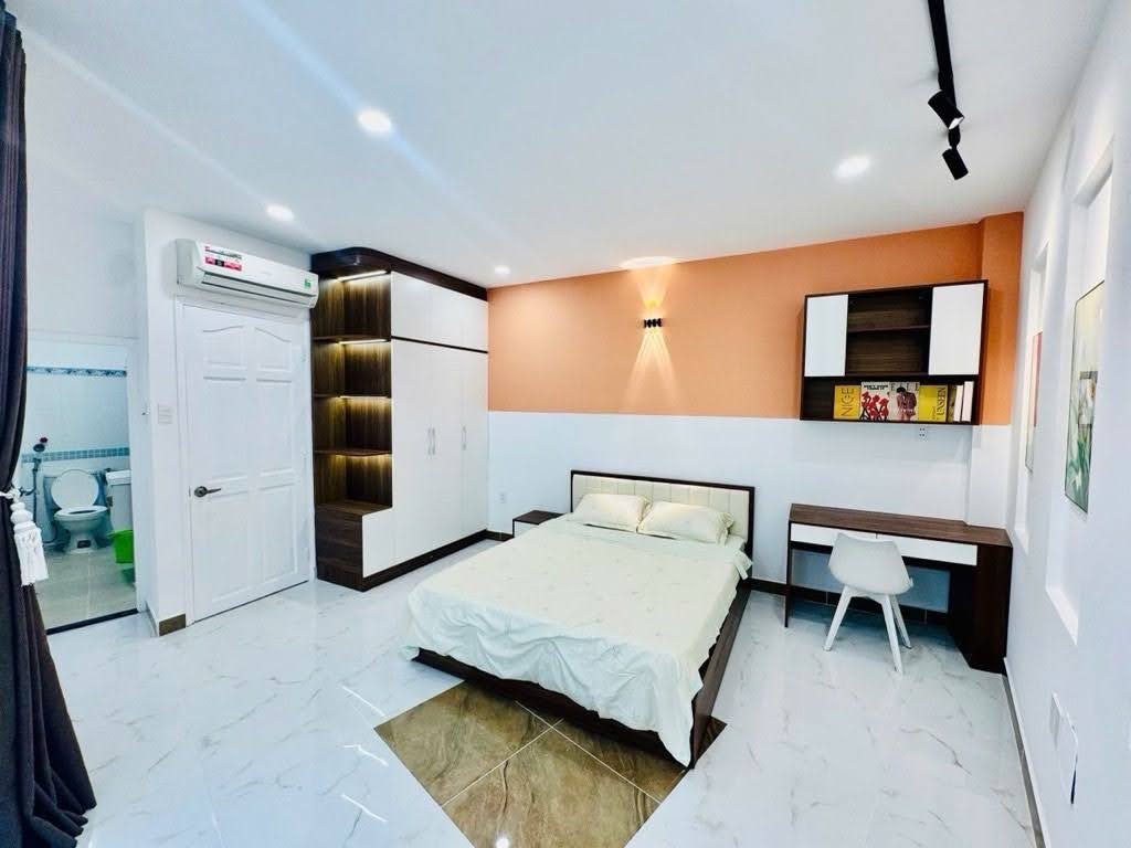 Bán nhà 3 tầng Bùi Văn Thêm, Phú Nhuận – gần công viên Gia Định,hơn 7 tỷ