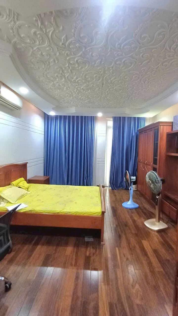 Bán Nhà 4 Tầng Hẻm Xe Tải Gò Vấp , 74M² ,Sổ Vuông , Cách Mặt Tiền 3 Căn ,Giá Chỉ 8.xx Tỷ