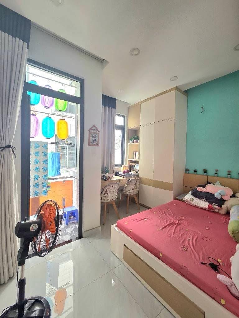 Bán nhà 5 tầng Nguyễn Thái Sơn, Gò Vấp, gần ĐH Công Nghiệp 4, 42M², 5PN, 6.5 tỷ TL