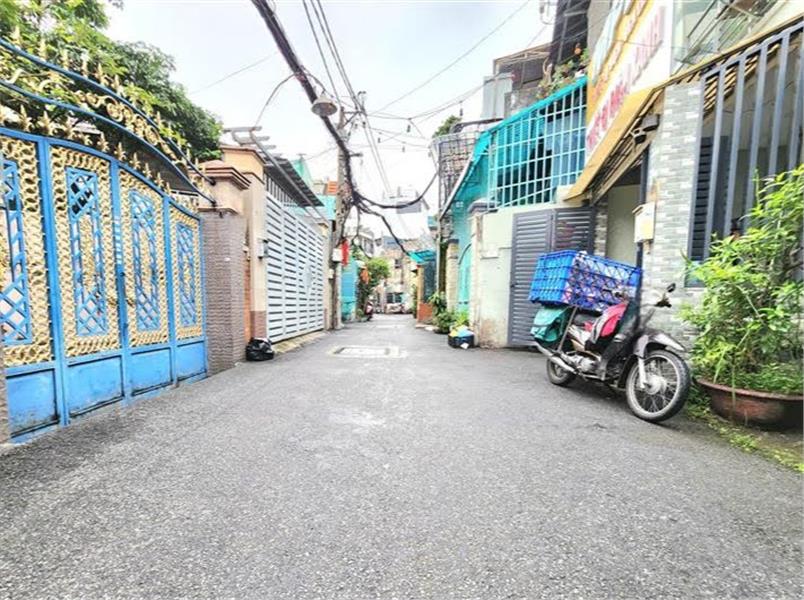Bán nhà C4 Quang Trung Gò Vấp 122m² chỉ 10.45 tỷ - HXH 6m, tiện xây mới