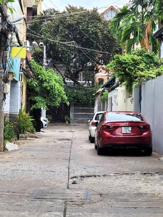 BÁN NHÀ GÒ VẤP,  74M², HẺM XE HƠI NGUYỄN THÁI SƠN, GẦN ĐHCN4, 3 TẦNG, NHỈNH 6 TỶ TL