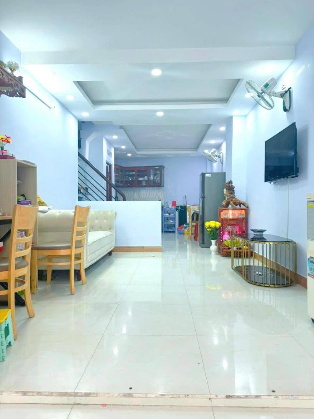 Bán nhà Gò Vấp, Hẻm xe hơi  Phan Huy Ích, 5 x 10, 5 tầng, 7 Pn, hơn 5 tỷ, cho thuê 25tr