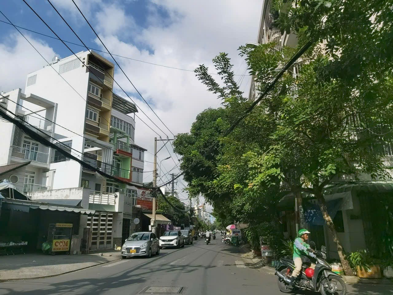 Bán nhà Gò Vấp, hẻm xe hơi Dương Quảng Hàm, 43m², 5 tầng, 5Pn, chỉ 6.68 tỷ TL