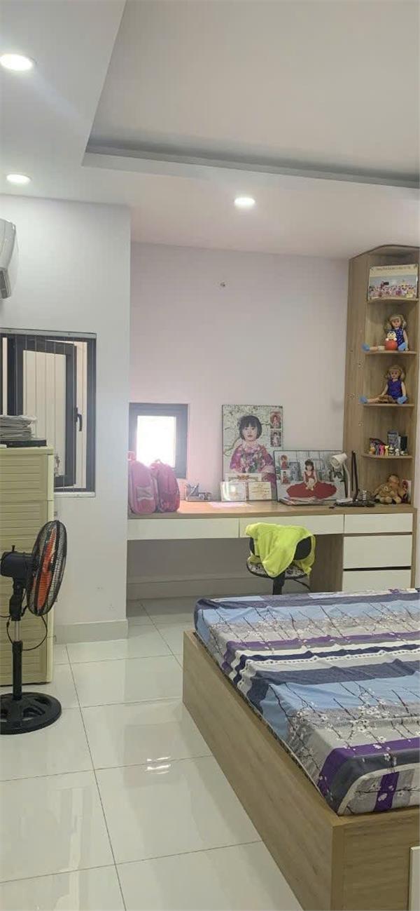 Bán nhà Gò Vấp, hẻm xe hơi Dương Quảng Hàm,50M²,5 tầng, 4Pn, hơn 6 tỷ TL.