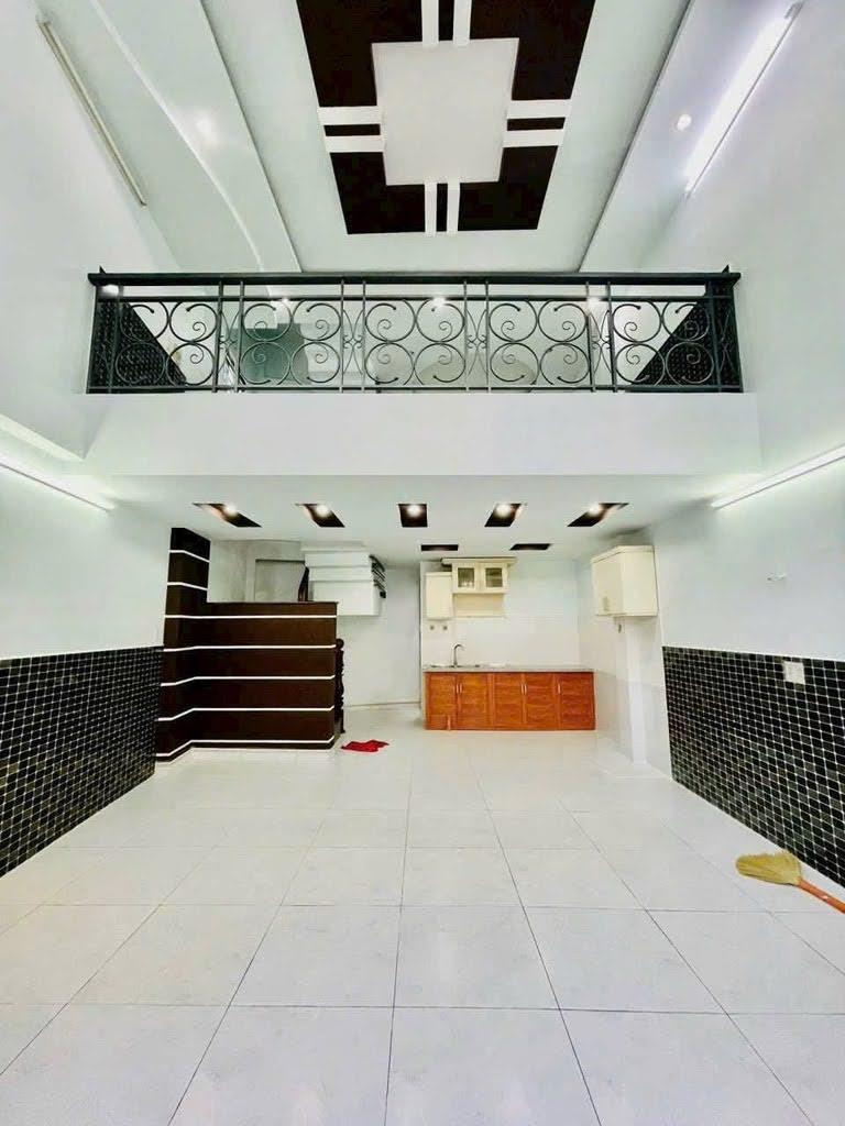 Bán nhà Gò Vấp, hẻm xe hơi đường số Lê Đức Thọ, 50M² x 4 tầng, 3Pn, hơn 5 tỷ