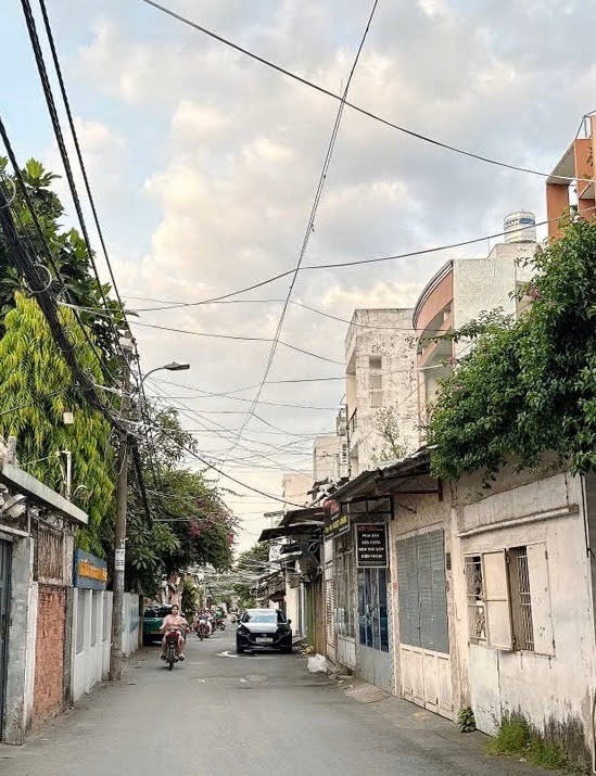 Bán nhà Gò vấp, hẻm xe hơi Lê Đức Thọ, 50m² (4.2x12), 3PN, 5.35 tỷ TL, gần trường, chợ