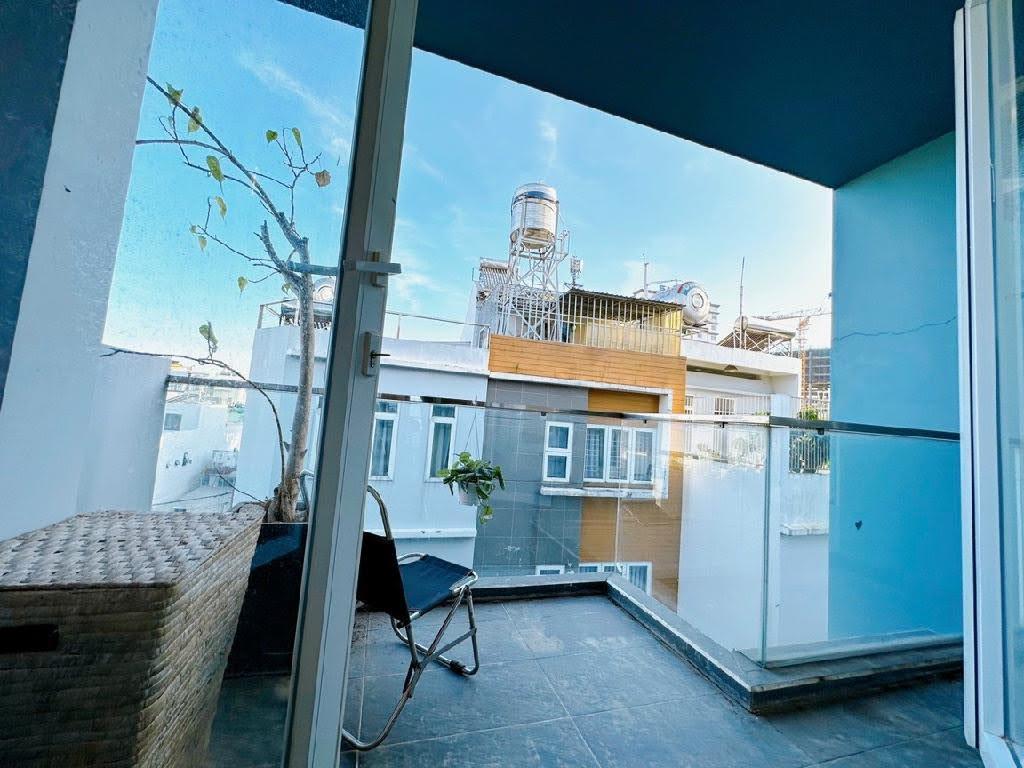Bán nhà Gò Vấp, hẻm xe hơi Lê Quang Định, ngay Phạm Văn Đồng, 60M² x 4 tầng, 7Pn, nhỉnh 9 tỷ