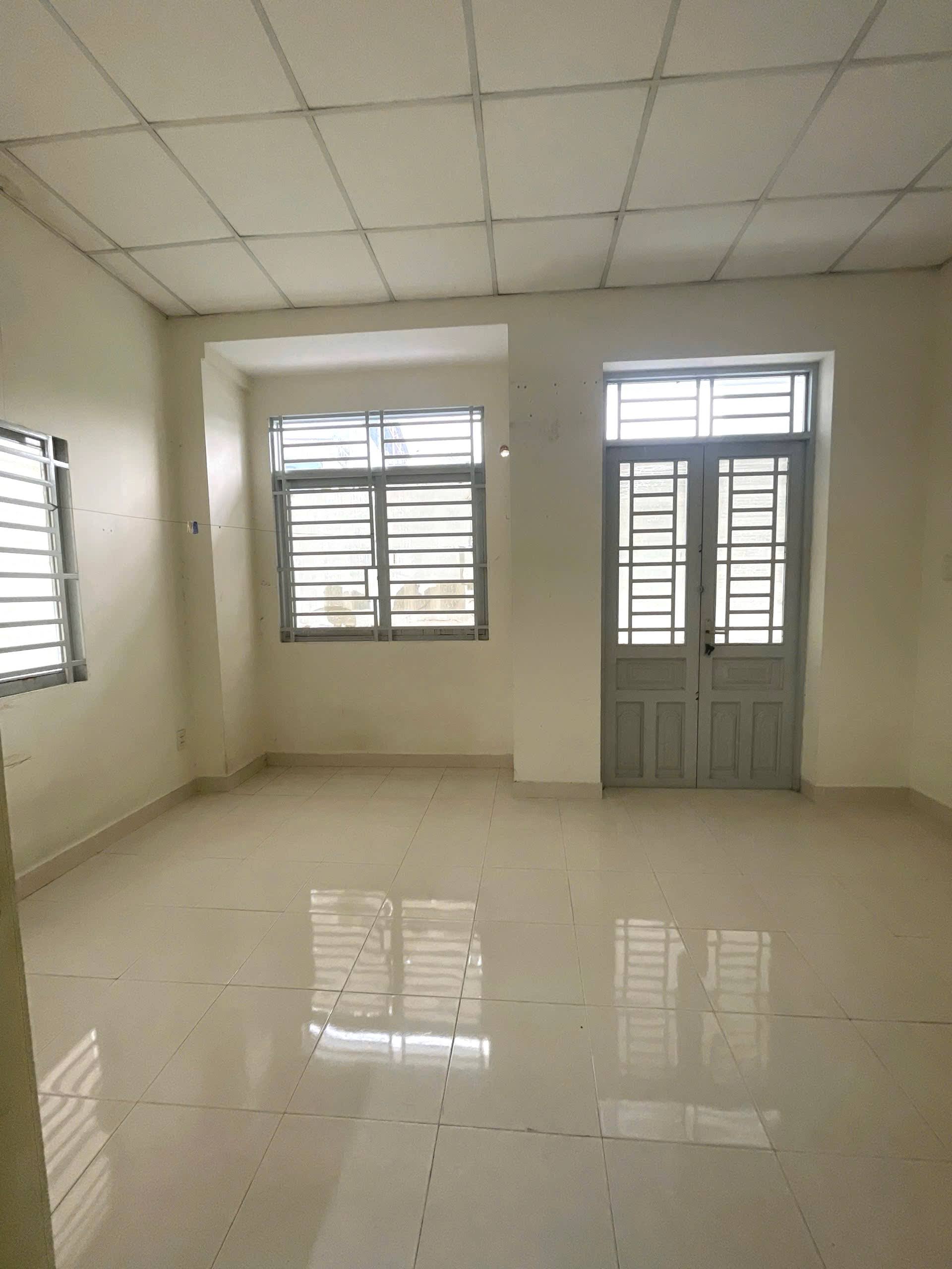 BÁN NHÀ GÒ VẤP, HẺM XE HƠI NGUYỄN THÁI SƠN, GẦN EMART, 72M², 9.2 TỶ TL