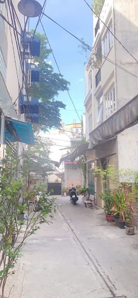 BÁN NHÀ GÒ VẤP, HẺM XE HƠI NGUYỄN THÁI SƠN THÔNG LÊ LỢI, GẦN ĐHCN, 52M², 4 TẦNG,