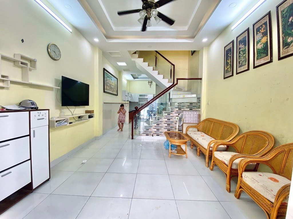 BÁN NHÀ GÒ VẤP, HẺM XE HƠI NGUYỄN THÁI SƠN THÔNG LÊ LỢI, GẦN ĐHCN, 52M², 4 TẦNG,