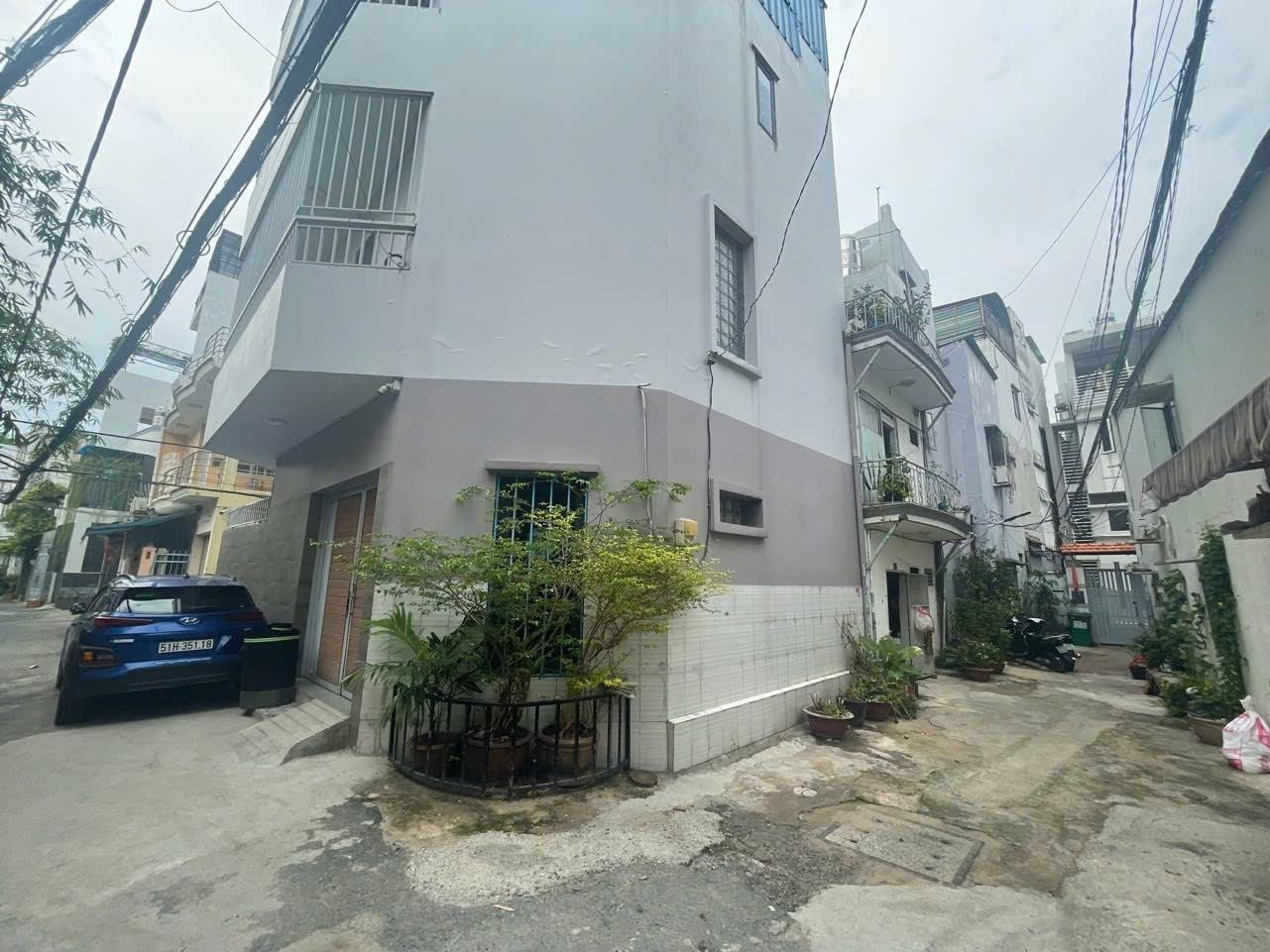 Bán nhà Gò Vấp, hẻm xe hơi Nguyễn Văn Công, 44m², 3 tầng, 4PN, nhỉnh 5 tỷ TL