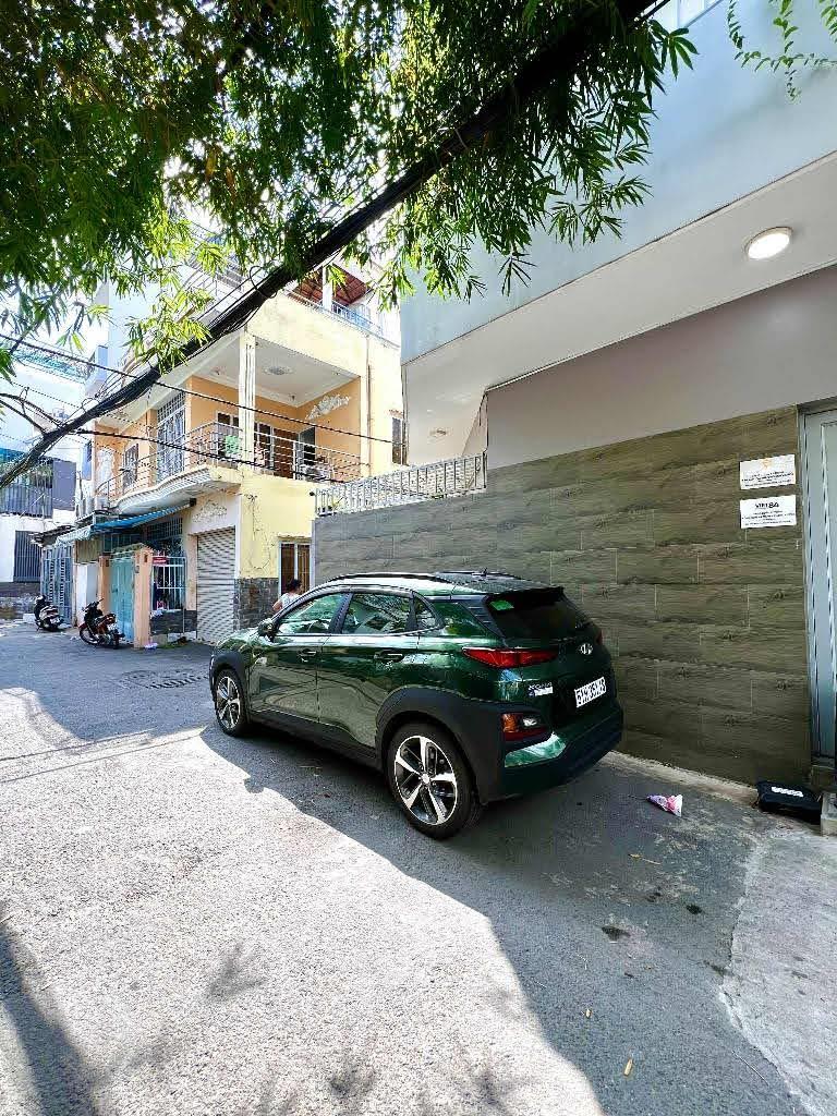 Bán nhà Gò Vấp, hẻm xe hơi Nguyễn Văn Công, 44m², 3 tầng, 4PN, nhỉnh 5 tỷ TL