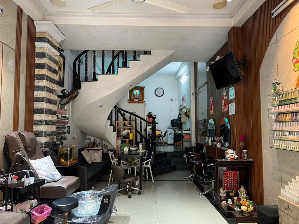 Bán nhà Gò Vấp, hẻm xe hơi Phạm Văn Đồng, 72m², giáp Bình Thạnh, hơn 8 tỷ.