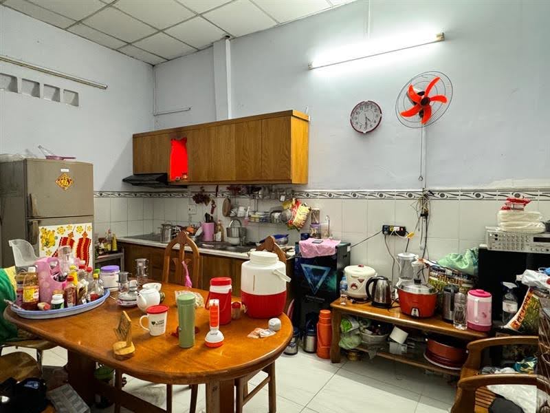 Bán nhà Gò Vấp, hẻm xe hơi Phạm Văn Đồng, 95m², nở hậu 6.6m , chỉ 7.4 tỷ TL