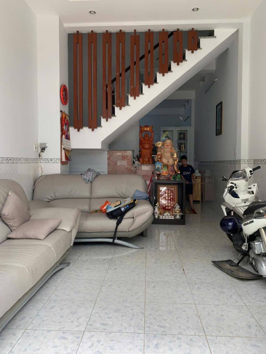 BÁN NHÀ GÒ VẤP, HẺM XE HƠI PHẠM VĂN ĐỒNG, GẦN SÂN BAY, 80M², 8PN, HƠN 9 TỶ TL