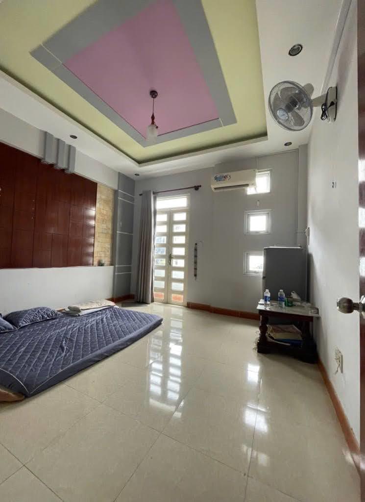 Bán nhà Gò Vấp, hẻm xe hơi Quang Trung, 70m², 3 tầng, 4PN, chỉ 6.7 tỷ TL