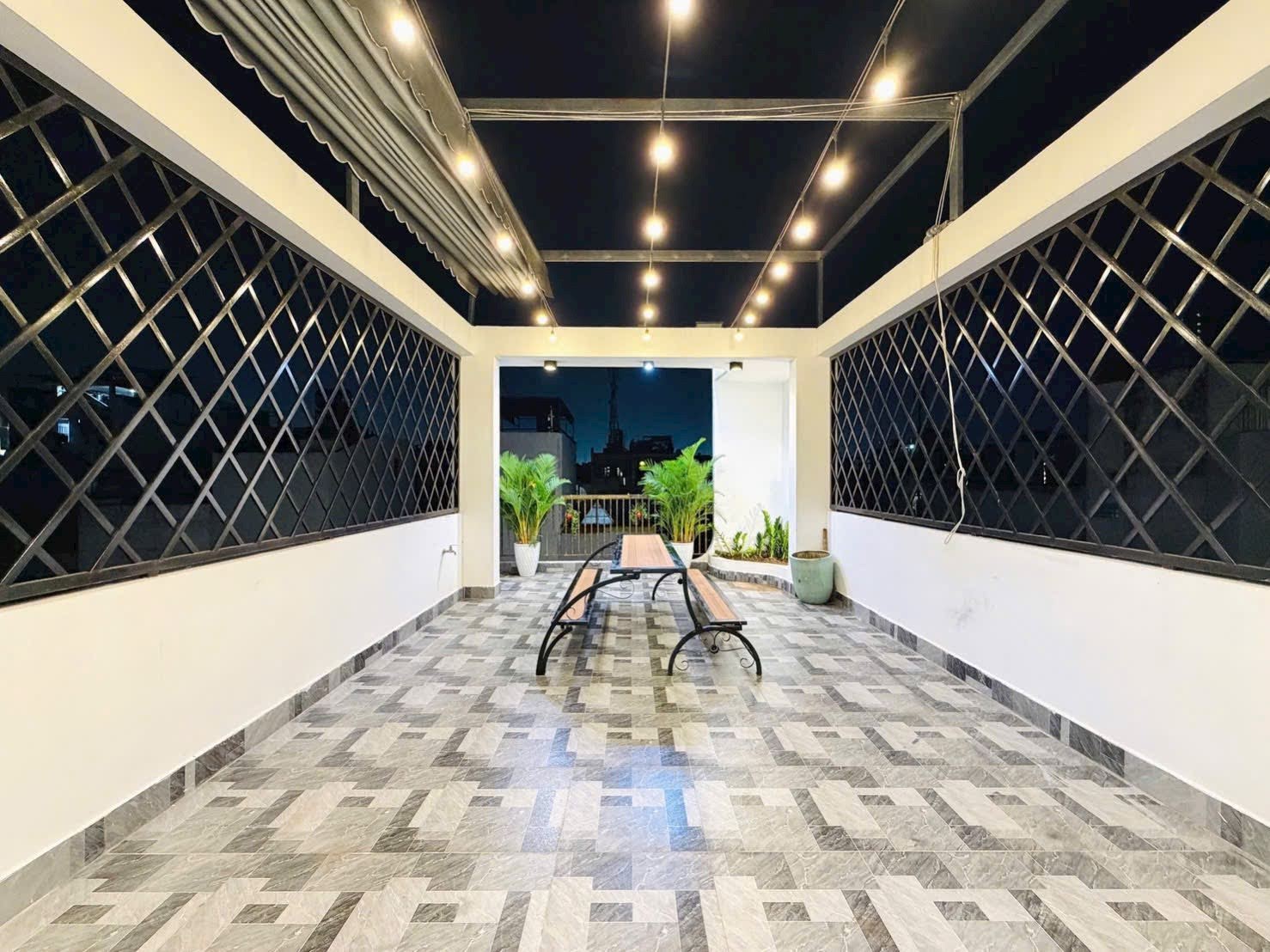 Bán nhà Gò Vấp, hẻm xe hơi Quang Trung, gần chợ Hạnh Thông Tây, 4x17, 4 tầng, 4PN, 8.2 tỷ TL