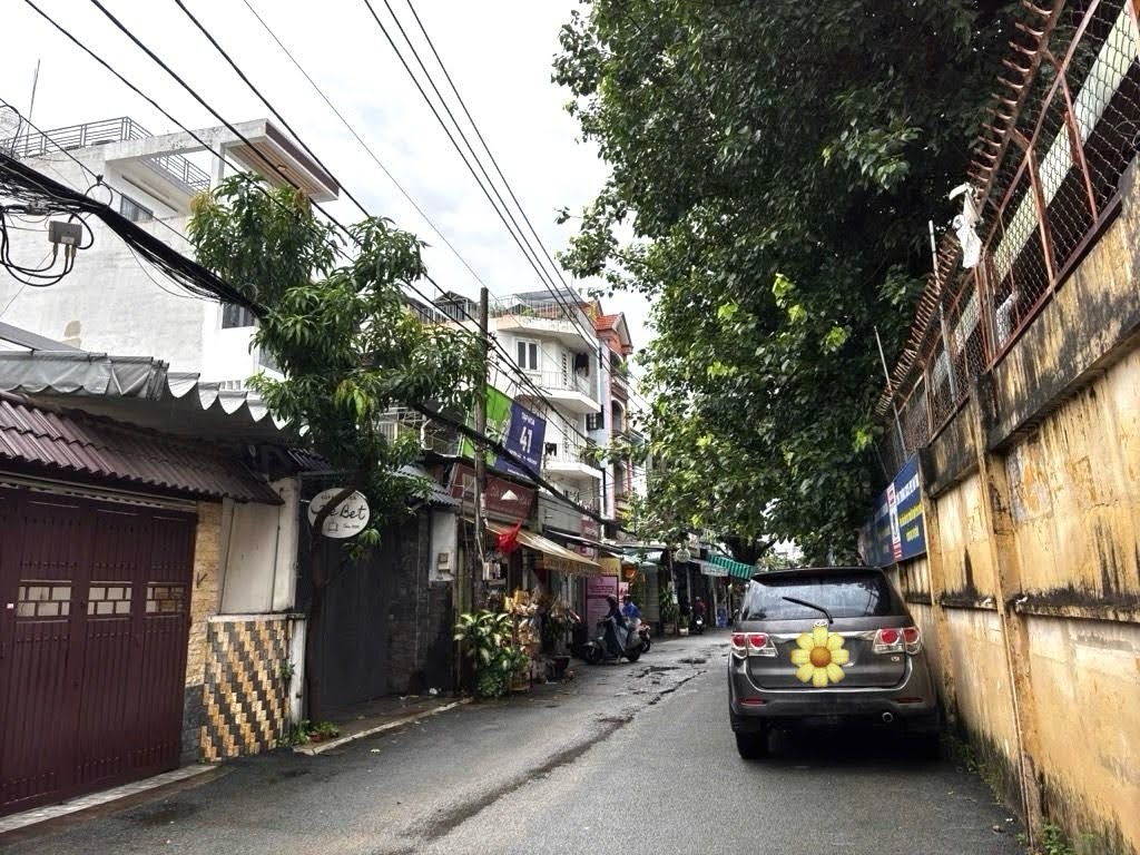 Bán nhà Gò Vấp, hẻm xe hơi Quang Trung, gần chợ Hạnh Thông Tây, 4x17, 4 tầng, 4PN, 8.2 tỷ TL