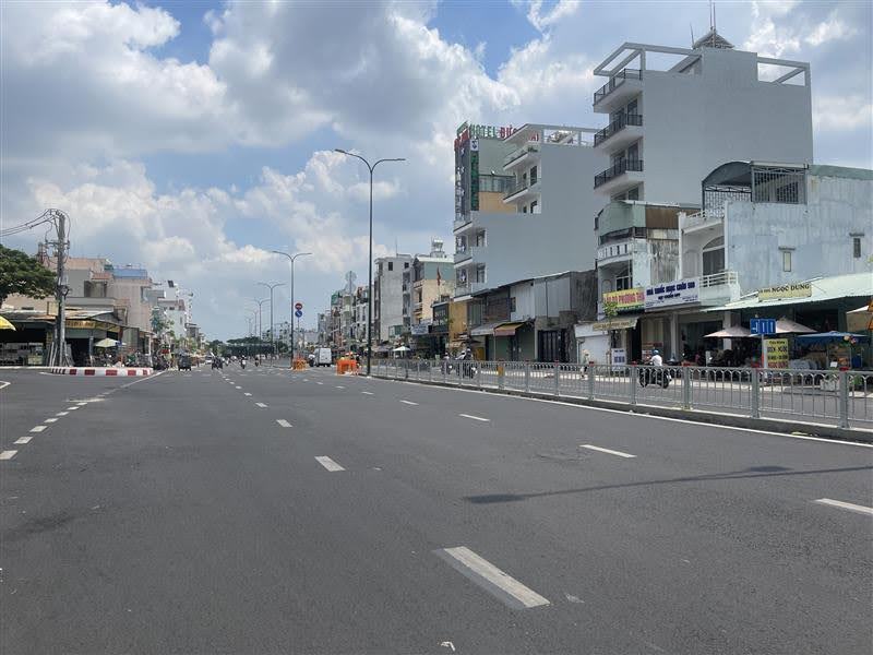 BÁN NHÀ GÒ VẤP, HẺM XE HƠI TRÁNH, DƯƠNG QUẢNG HÀM, 4 TẦNG, 6.4 TỶ TL