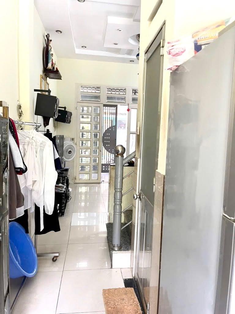 Bán nhà Gò Vấp, Phạm Văn Chiêu, hẻm xe hơi, gần khu DreamHome, 43m², 3 tầng, 4PN, 5.3 tỷ TL