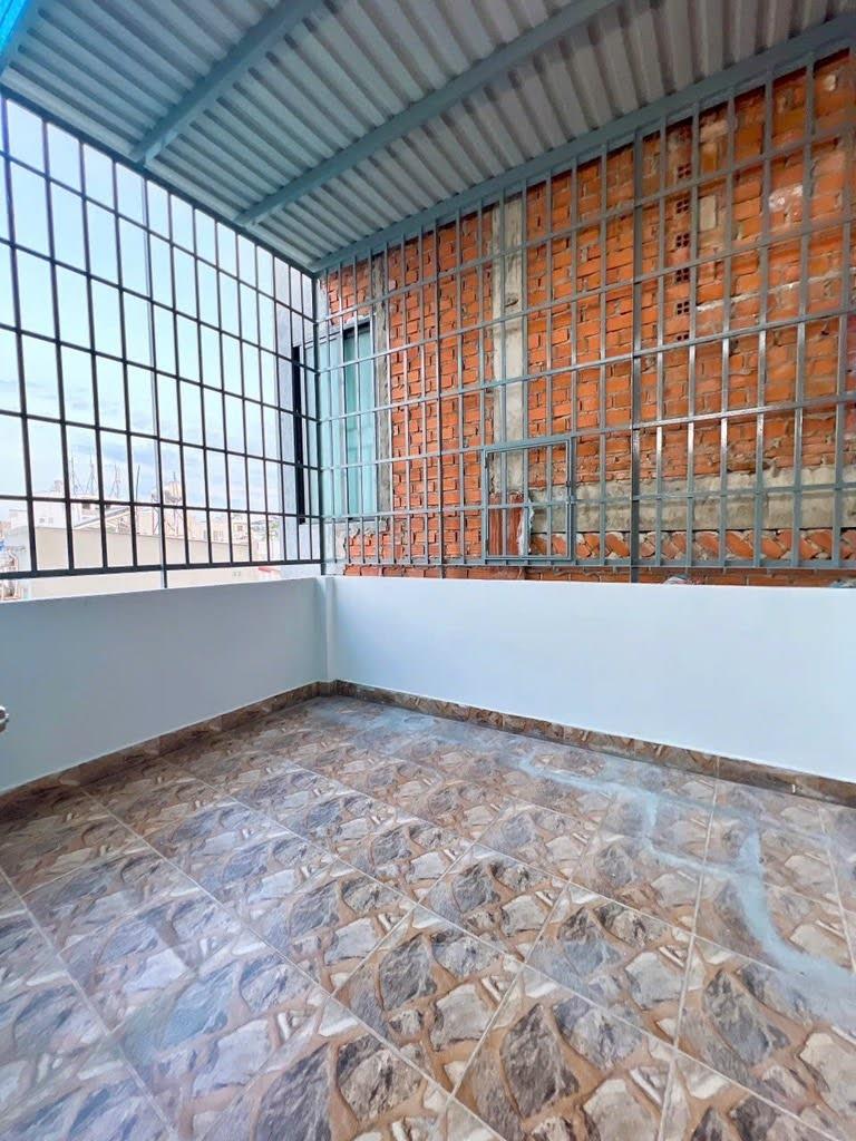 Bán nhà Gò Vấp, Sat hẻm xe hơi Nguyễn Văn Công, 30M² x 3 Tầng, 4 Pn, Full nội thất, SHR