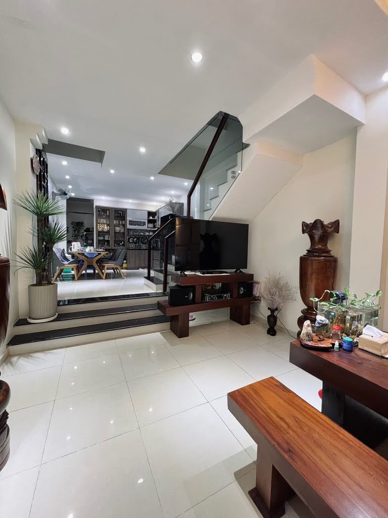 Bán nhà Gò Vấp,Thống Nhất, hẻm xe hơi,60M2, 4PN master, chỉ 7.1 tỷ TL