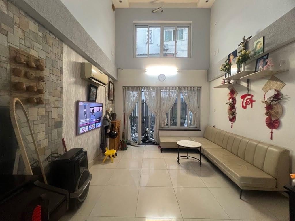 Bán nhà hẻm xe hơi Dương Quảng Hàm, Gò Vấp, 56m², 5 tầng, gần Emart, giá 7.5 tỷ TL
