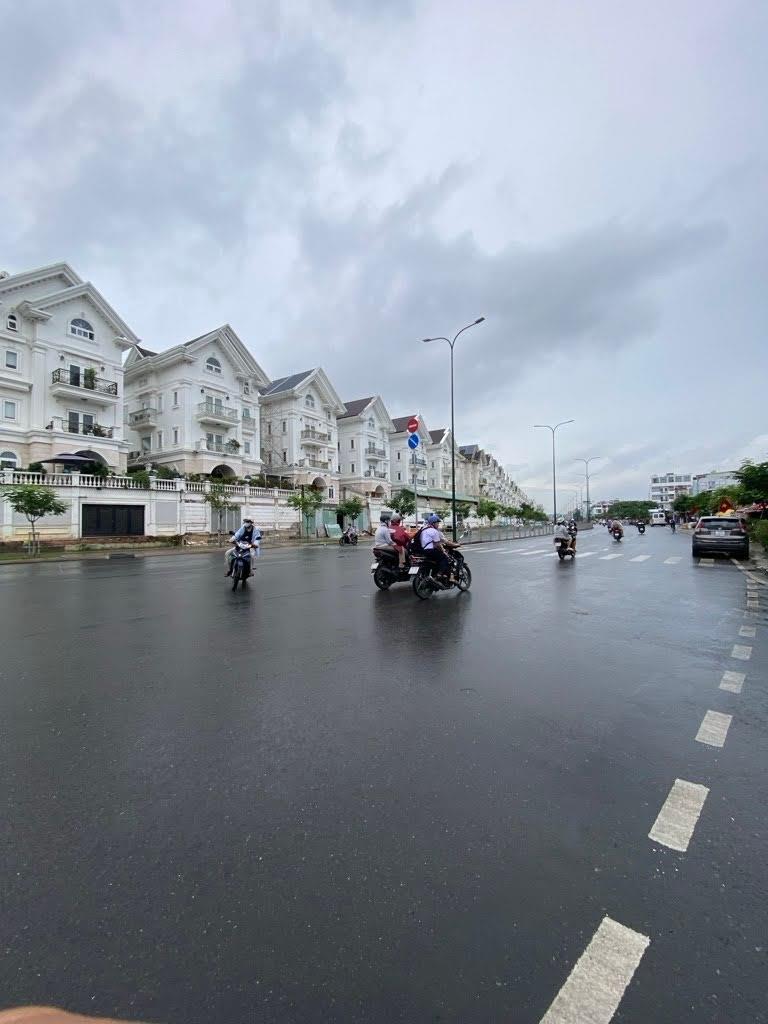 Bán nhà hẻm xe hơi Dương Quảng Hàm, Gò Vấp, gần  Emart, 78M², 5 PN, nhỉnh 8 tỷ TL