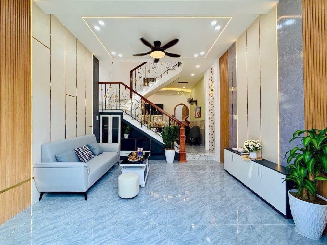 Bán nhà hẻm xe hơi gần mặt tiền Lê Đức Thọ, Gò Vấp ~50M2, có phòng ngủ tầng trệt, hơn 5 tỷ TL