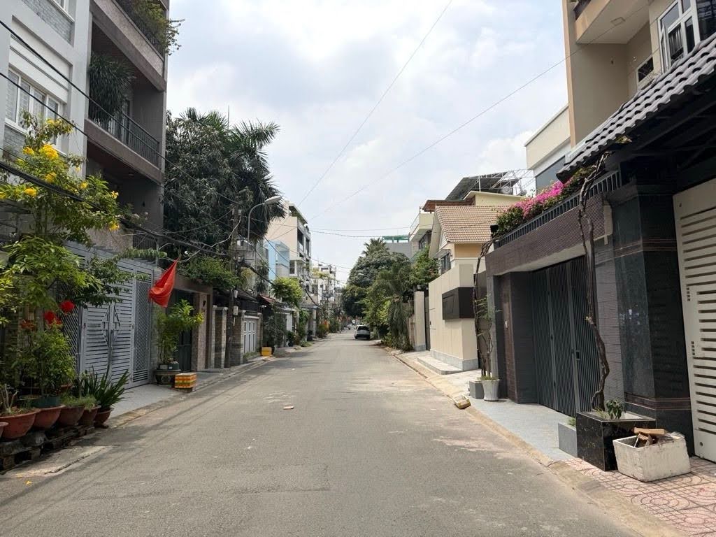 Bán nhà hẻm xe hơi Lê Đức Thọ, Gò Vấp, gần chợ An Nhơn, 4.5 x 19, 5 tầng, 5PN, 10 tỷ TL