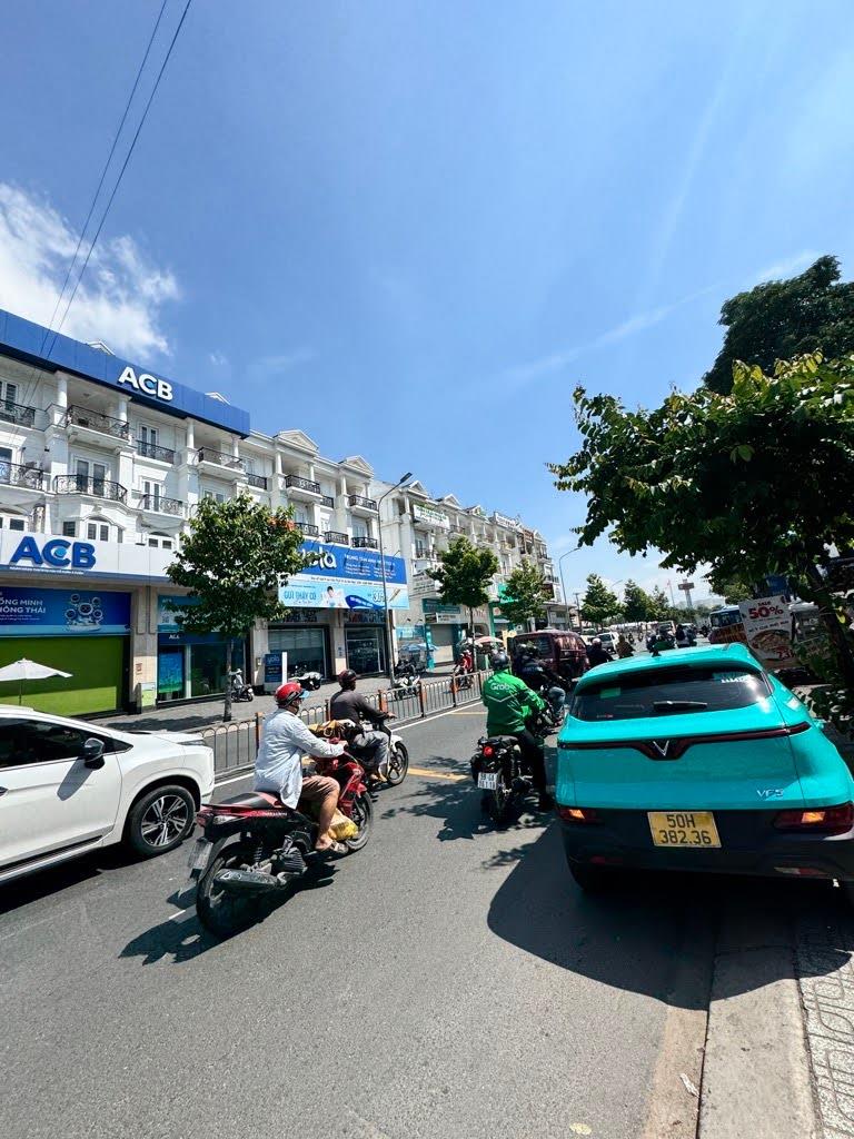 BÁN NHÀ HẺM XE HƠI NGAY EMART PHAN VĂN TRỊ, GÒ VẤP, 50M², 3 TẦNG, CHỈ 7.8 TỶ TL