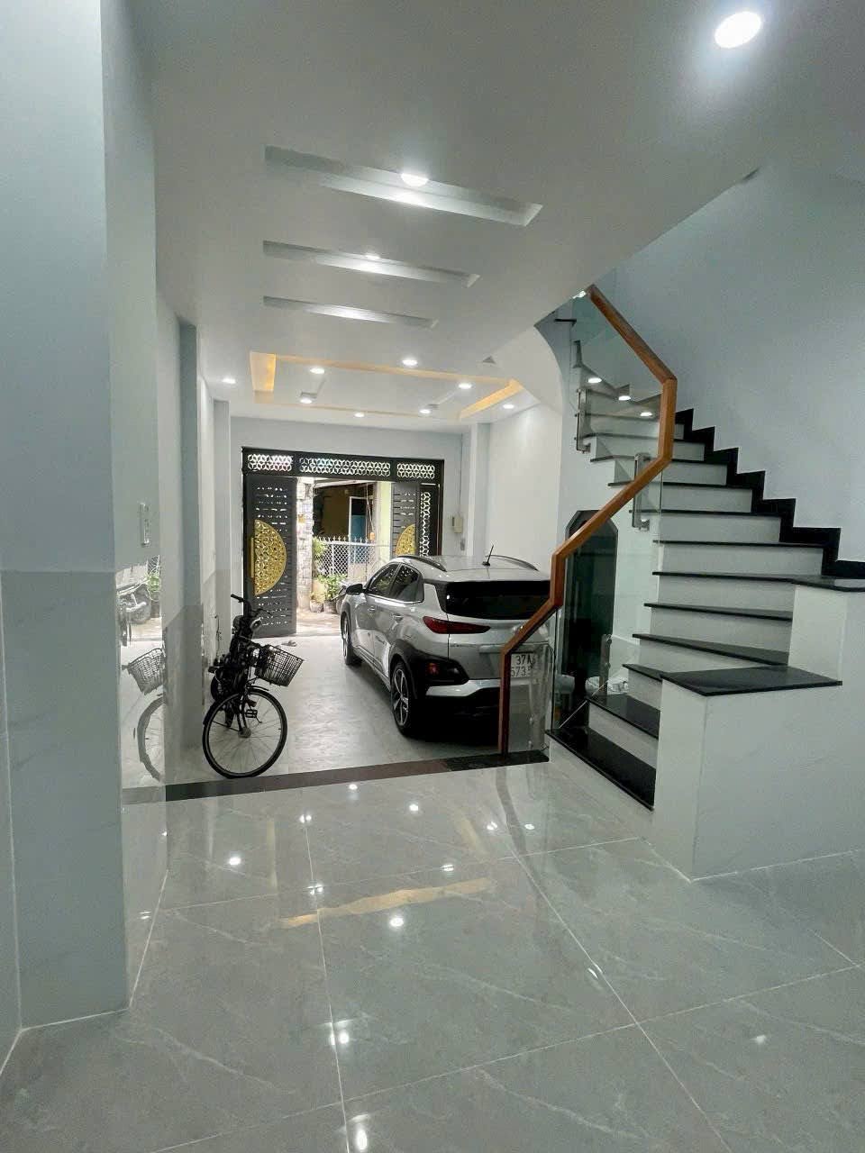 BÁN NHÀ HẺM XE HƠI NGUYỄN VĂN KHỐI, P.8 GÒ VẤP, 44M2, 3 TẦNG, chỉ 6.35 TỶ TL, gần Emart