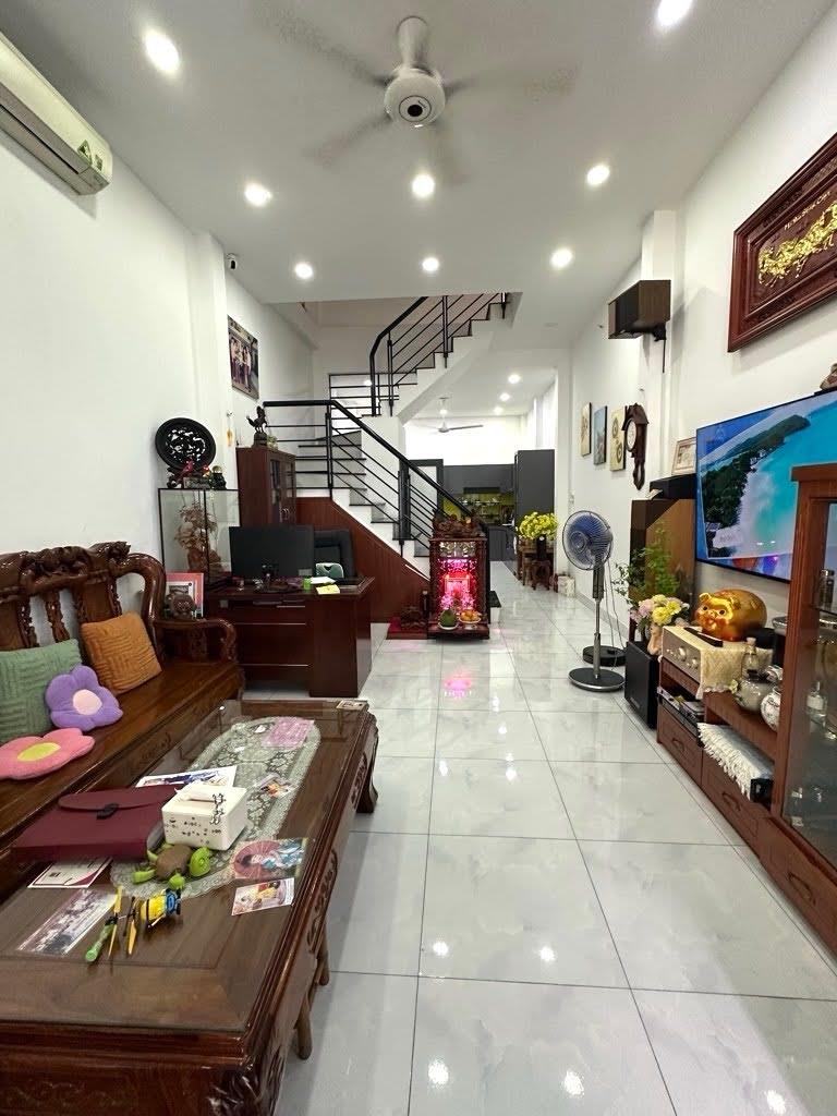BÁN NHÀ LÔ GÓC NGUYỄN KIỆM, GÒ VẤP, HẺM XE TẢI, GẦN SÂN BAY, 114M², 13.85 TỶ TL  Hẻm xe hơi thông, kết nối đường Phạm Văn Đồng, Nguyễn Thái Sơn, Nguyễn Văn Công, Bạch Đằng…