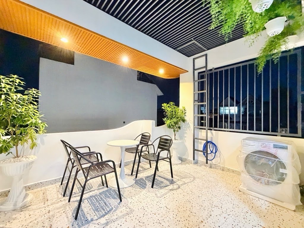 BÁN NHÀ MỚI 4 TẦNG XE HƠI NGỦ NHÀ PHAN HUY ICH,GÒ VẤP, Gần Emart2,52M2,7.65 TỶ TL