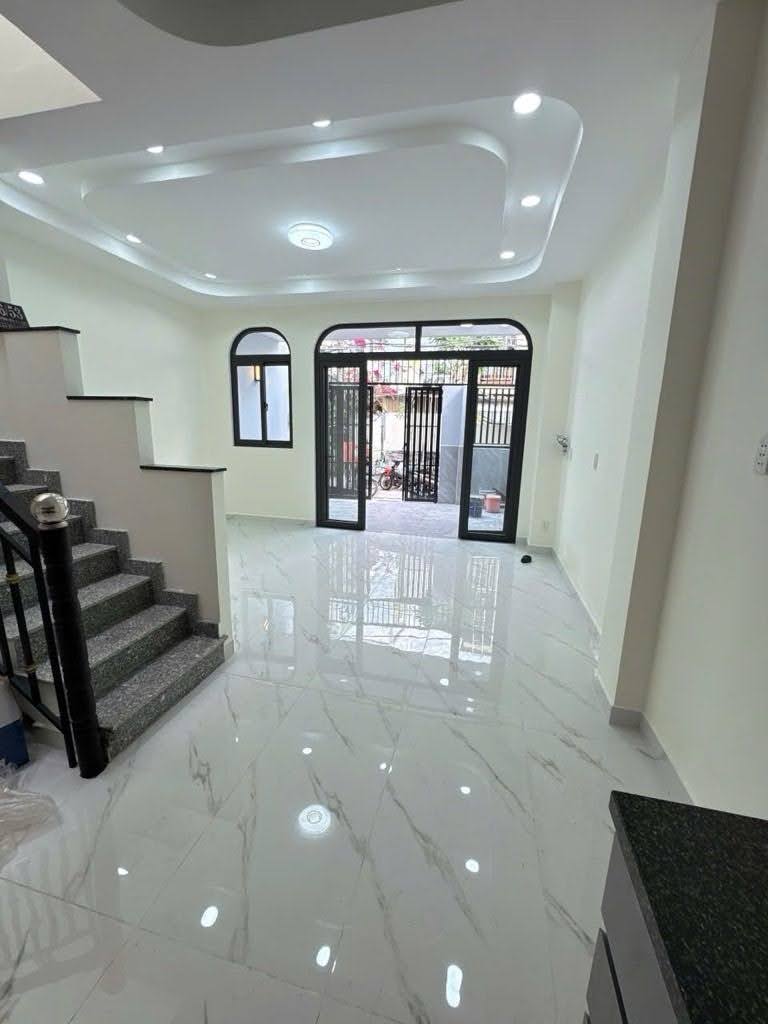 Bán nhà Nguyễn Thượng Hiền, giáp Bình Thạnh, 86M², ngang 5.3m nở hậu, 6.8 tỷ TL
