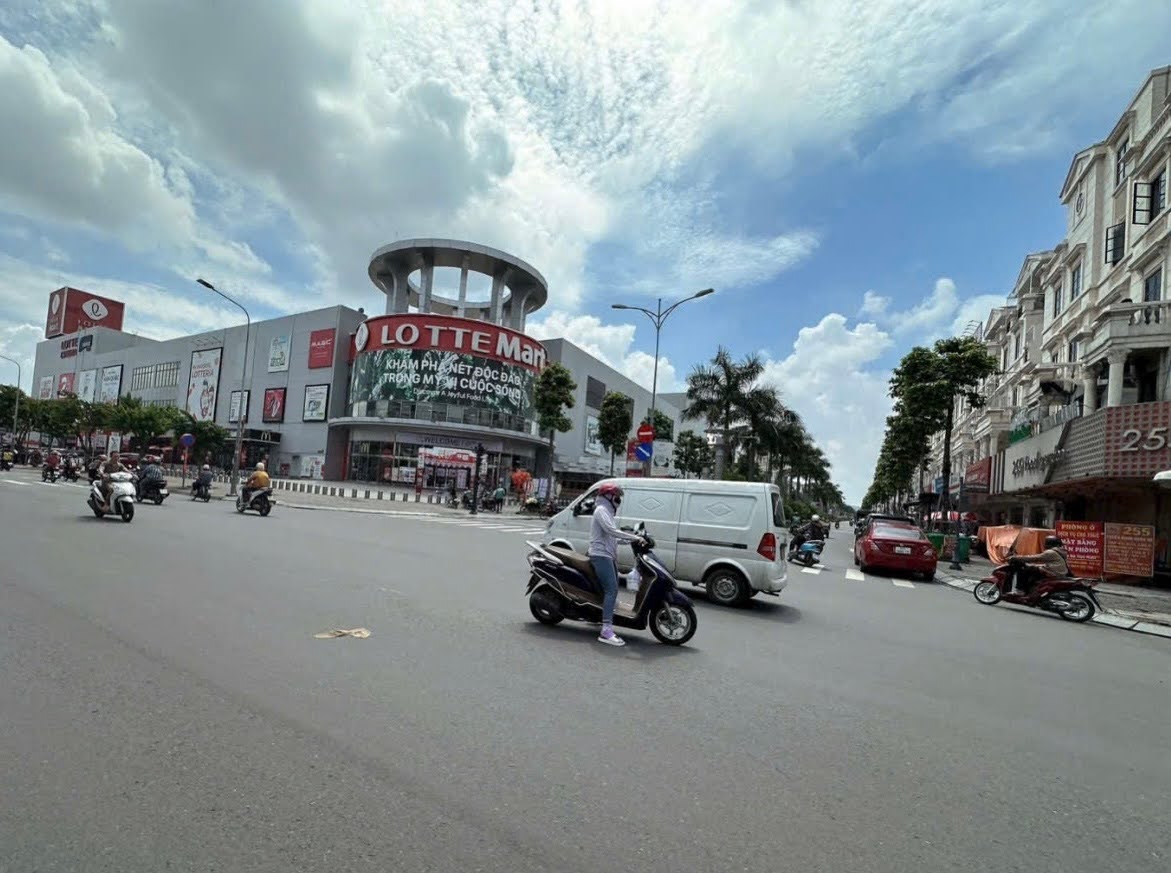 Bán nhà Nguyễn Văn Lượng, Gò Vấp, hẻm xe hơi sat MT tiện KD đa ngành, 4x20,