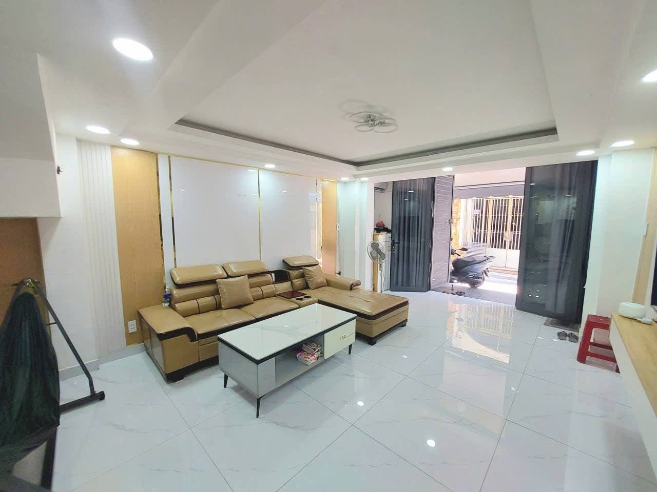 BÁN NHÀ PHAN VĂN TRỊ P10 GÒ VẤP – HẺM XE HƠI, NHÀ MỚI Ở NGAY, 46M², CHỈ 7.3 TỶ TL   Căn nhà đẹp ngay trung tâm Gò Vấp, sát Cityland, thuận tiện di chuyển Nguyễn Oanh, Ngu