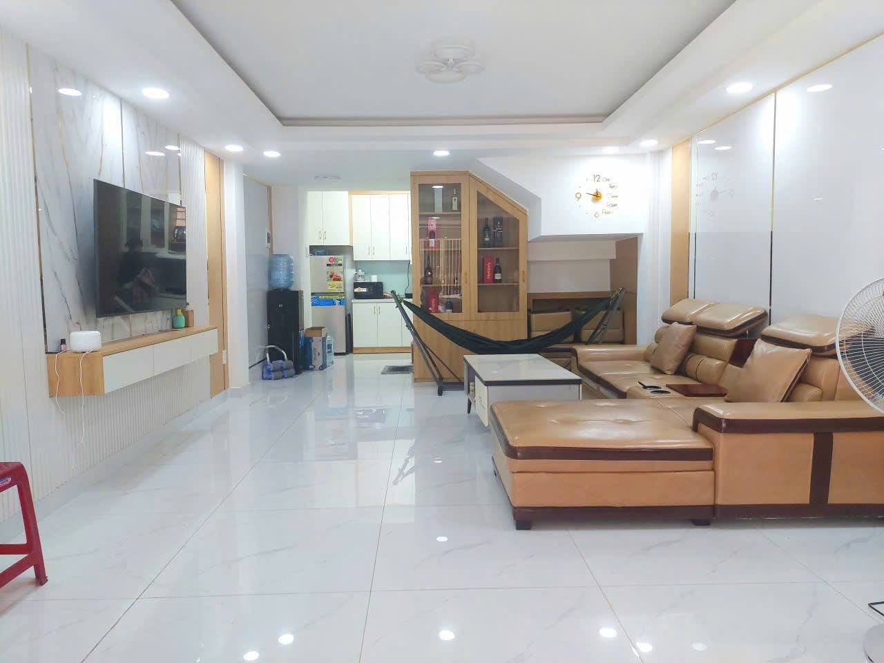BÁN NHÀ PHAN VĂN TRỊ P10 GÒ VẤP – HẺM XE HƠI, NHÀ MỚI Ở NGAY, 46M², CHỈ 7.3 TỶ TL   Căn nhà đẹp ngay trung tâm Gò Vấp, sát Cityland, thuận tiện di chuyển Nguyễn Oanh, Ngu