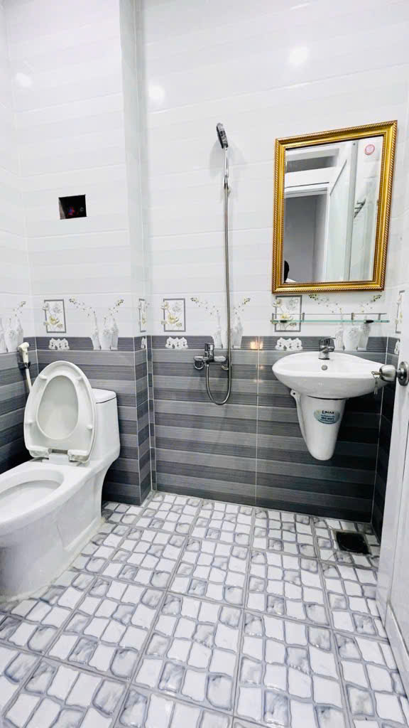 [CỰC HÓT] Nhà 5 tầng đẹp - Phạm Văn Chiêu - P.14 - Đường 6m oto ngủ nhà - 5PN/3WC - 5.7 Tỷ