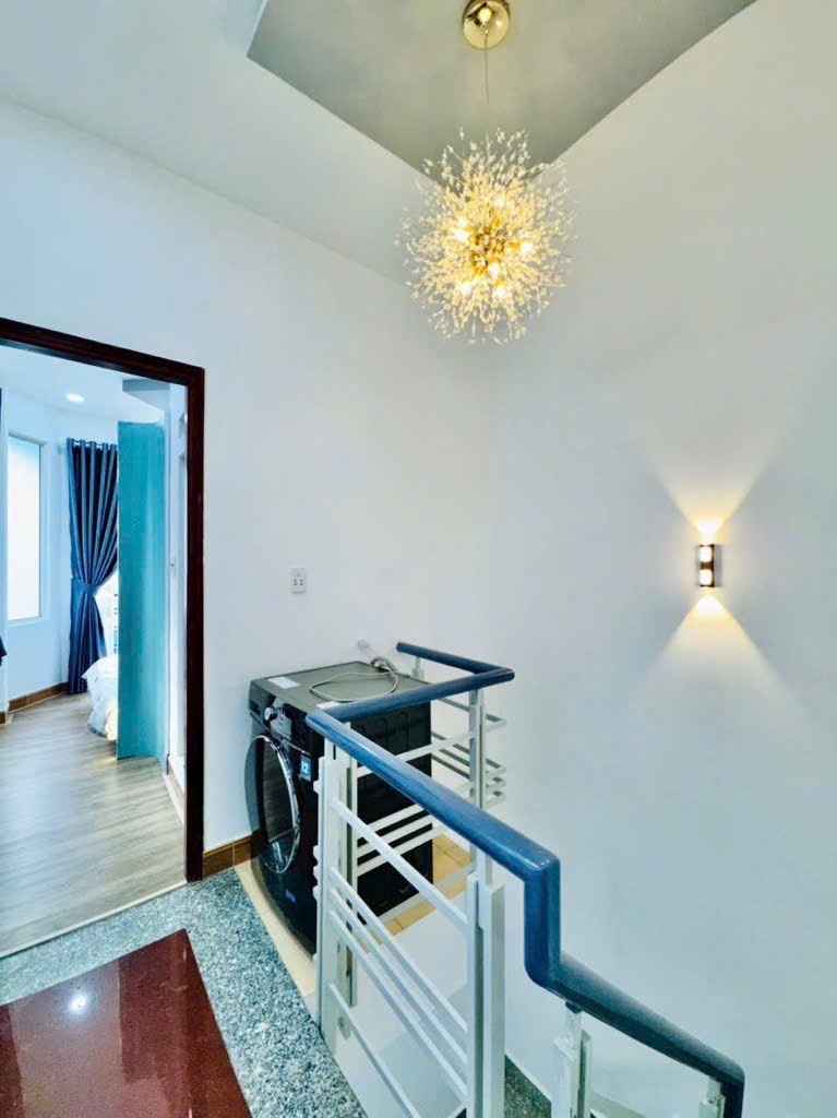 [CỰC HOT]Nhà 3 tầng đẹp - Nguyễn Du, P. 7 - 3.2x10m(32m2) - 2PN/3WC - Hẻm ôtô - Giá chỉ 4.85 tỷ