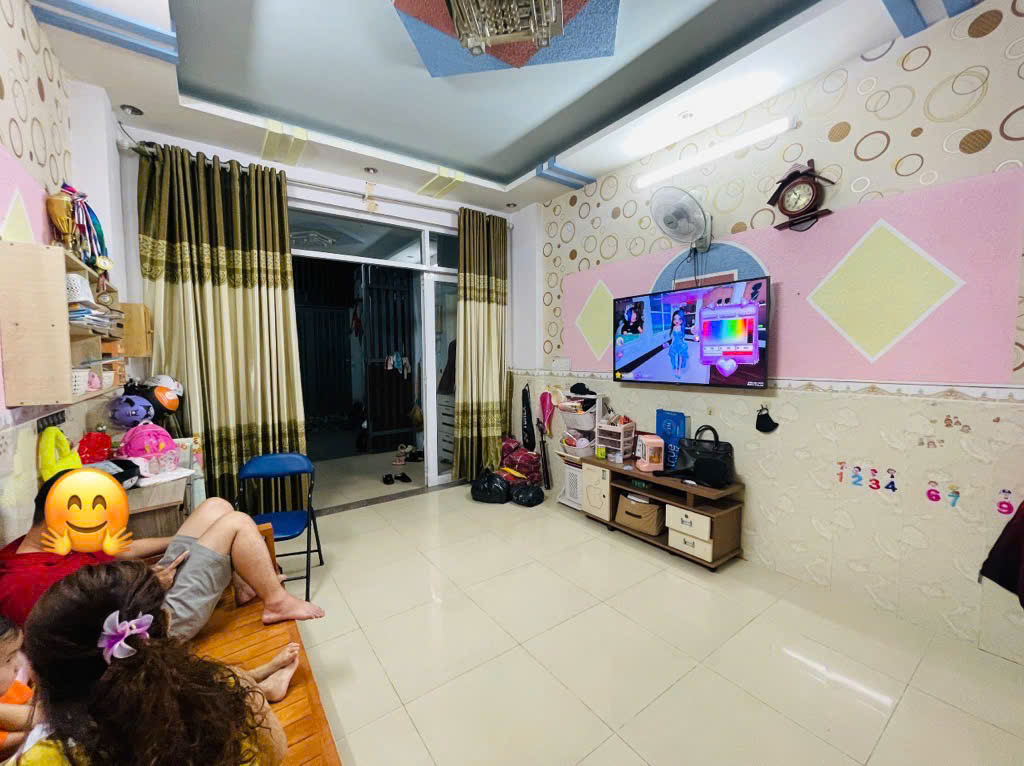 Nhà 2 Tầng, Bùi Quang Là, P.12, 4X12,5, Hẻm 4m, giá chỉ 4,4 Tỷ (TL)