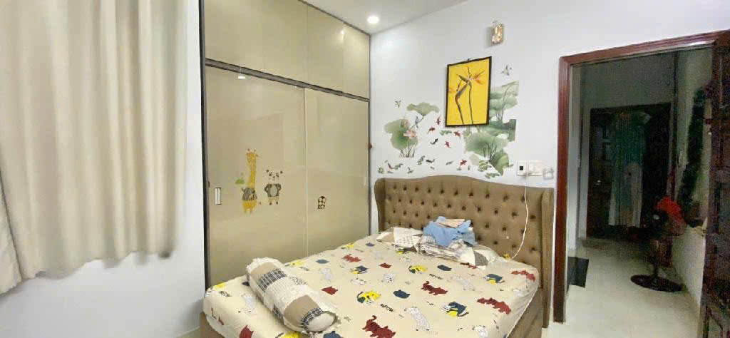 Nhà 3 tầng đẹp - Lê Đức Thọ, P.16 - 4x12.5m(51m2) - Oto đậu trước nhà - Giá chỉ 6.4 tỷ