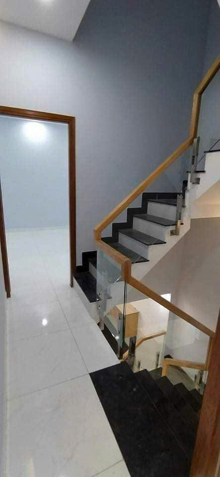 Nhà 3 tầng đẹp - Lê Đức Thọ, P.16 - 4x12.5m(51m2) - Oto đậu trước nhà - Giá chỉ 6.4 tỷ