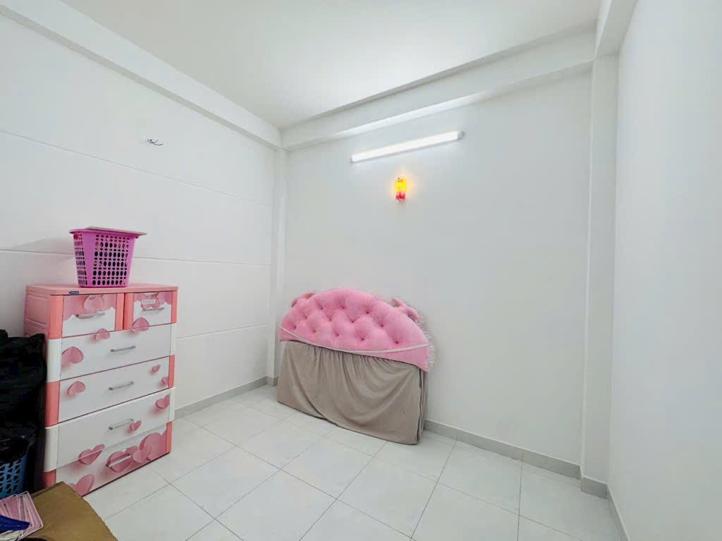 Nhà 3 tầng đẹp - Lê Văn Thọ - P.9 - 4.1x9m(37m2) - Hẻm 4m - Giá chỉ 4.57 tỷ