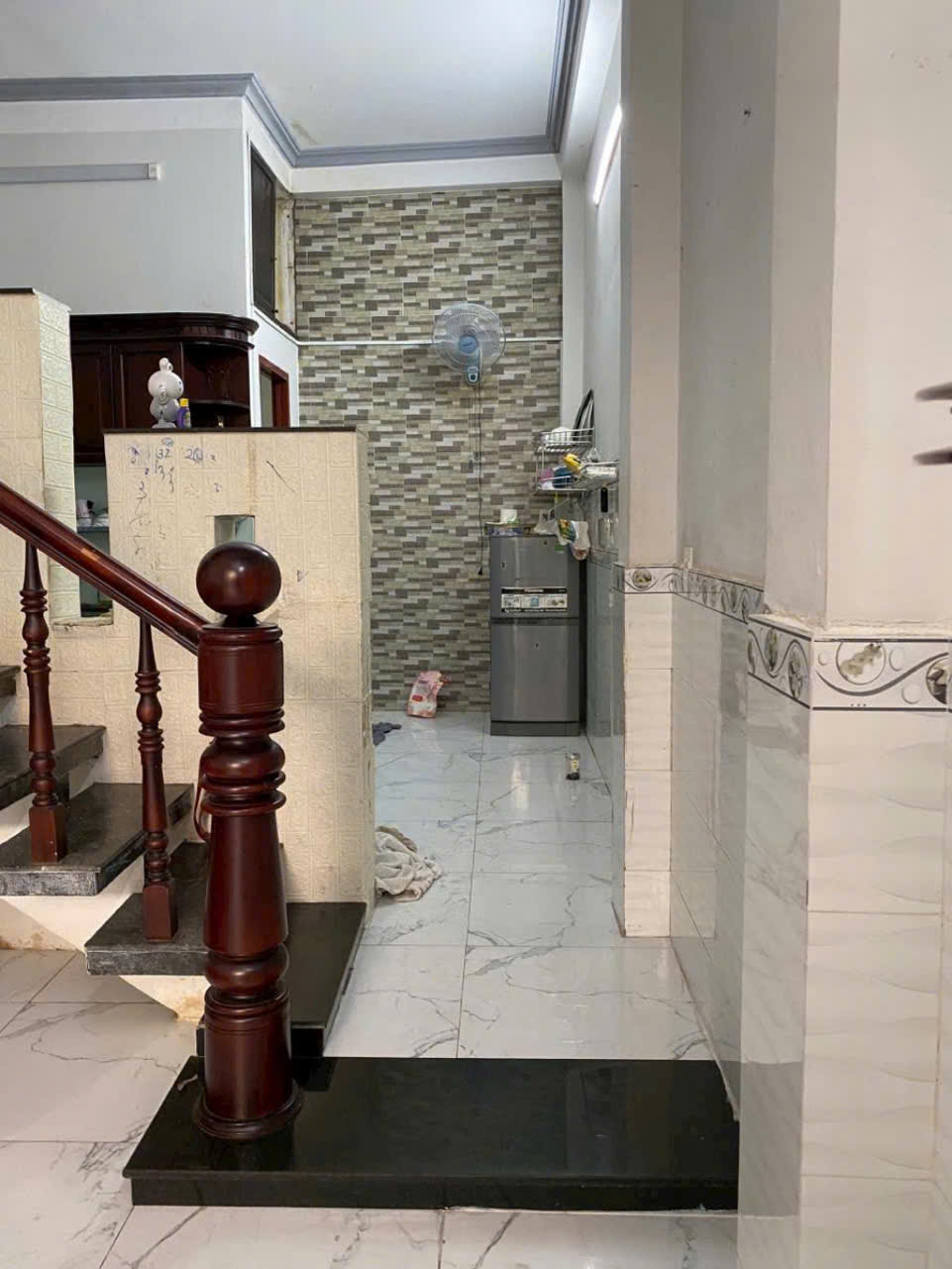Nhà 3 tầng đẹp - Nguyễn Oanh, P. 17 - 4x10m(40m2) - 3PN/3WC - Hẻm 3m - Giá chỉ 4.7 tỷ
