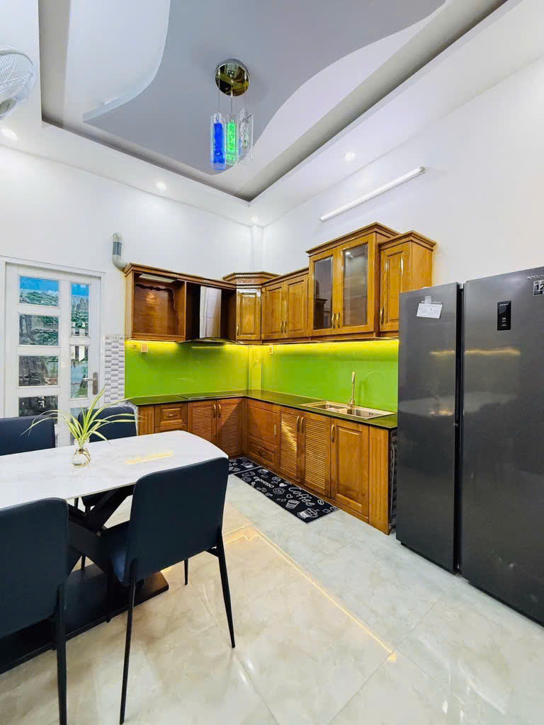 Nhà 4 tầng đẹp - Bùi Quang Là, P. 12 - 3.8x18m(48m2) - Hẻm ôtô thông - Giá chỉ 6.6 tỷ