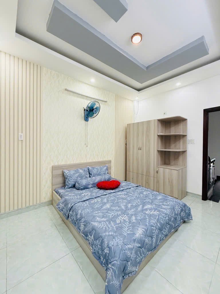 Nhà 4 tầng đẹp - Bùi Quang Là, P. 12 - 3.8x18m(48m2) - Hẻm ôtô thông - Giá chỉ 6.6 tỷ