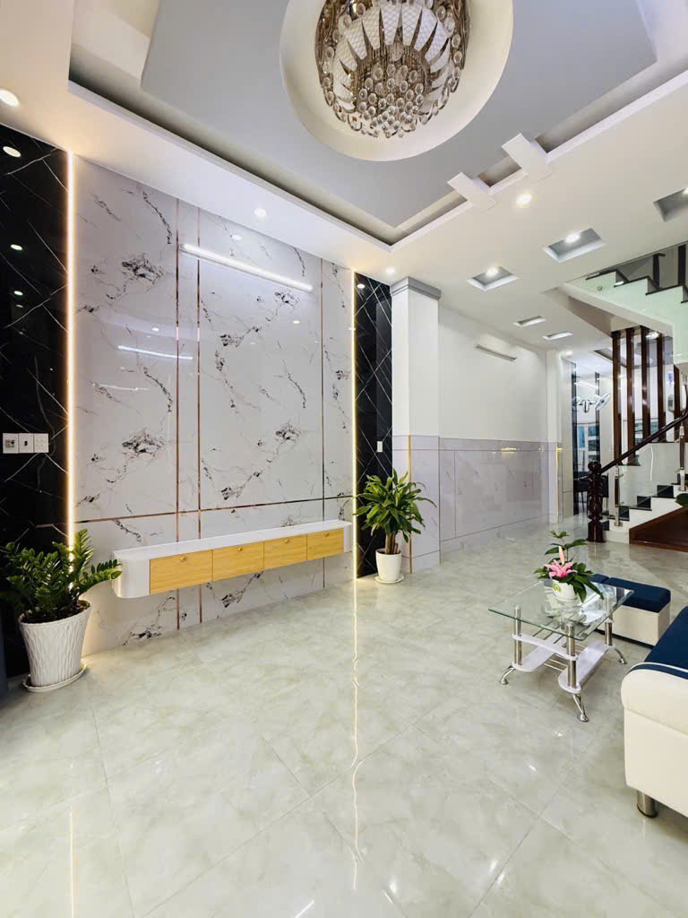 Nhà 4 tầng đẹp - Bùi Quang Là, P. 12 - 3.8x18m(48m2) - Hẻm ôtô thông - Giá chỉ 6.6 tỷ